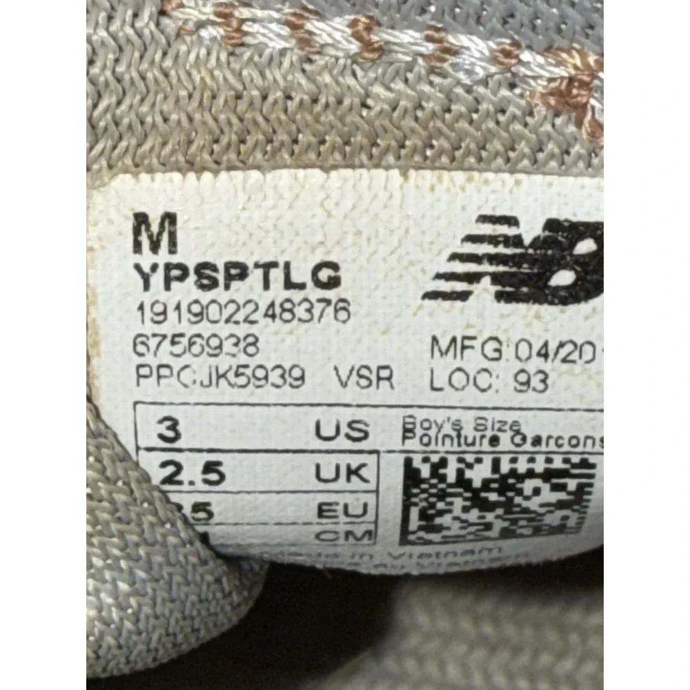 New Balance Fresh Foam Sport Womens Size 4.5 Gray Gum‎ Running Shoes Sneakers